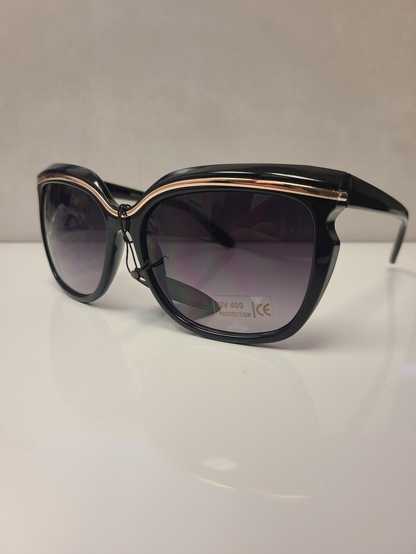 SG-4725   Accented Fashion Sunglasses