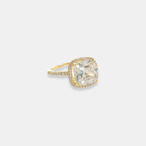 ARN011   Cz Ring   Gold