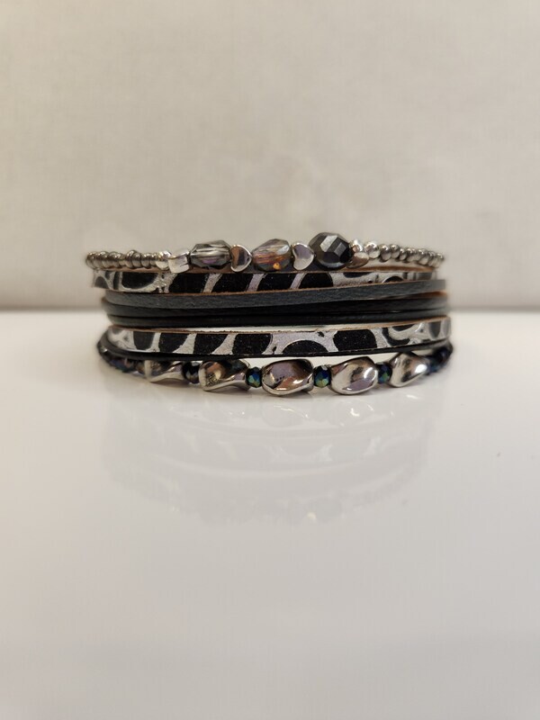 Magnetic Bracelet Black and Grey Leather and Beads