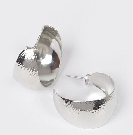  Wide Metal Hoop Earring 