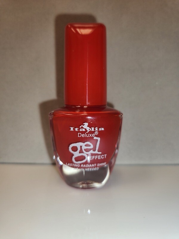 Italia Deluxe Gel Effect Nail Polish     Hot Red