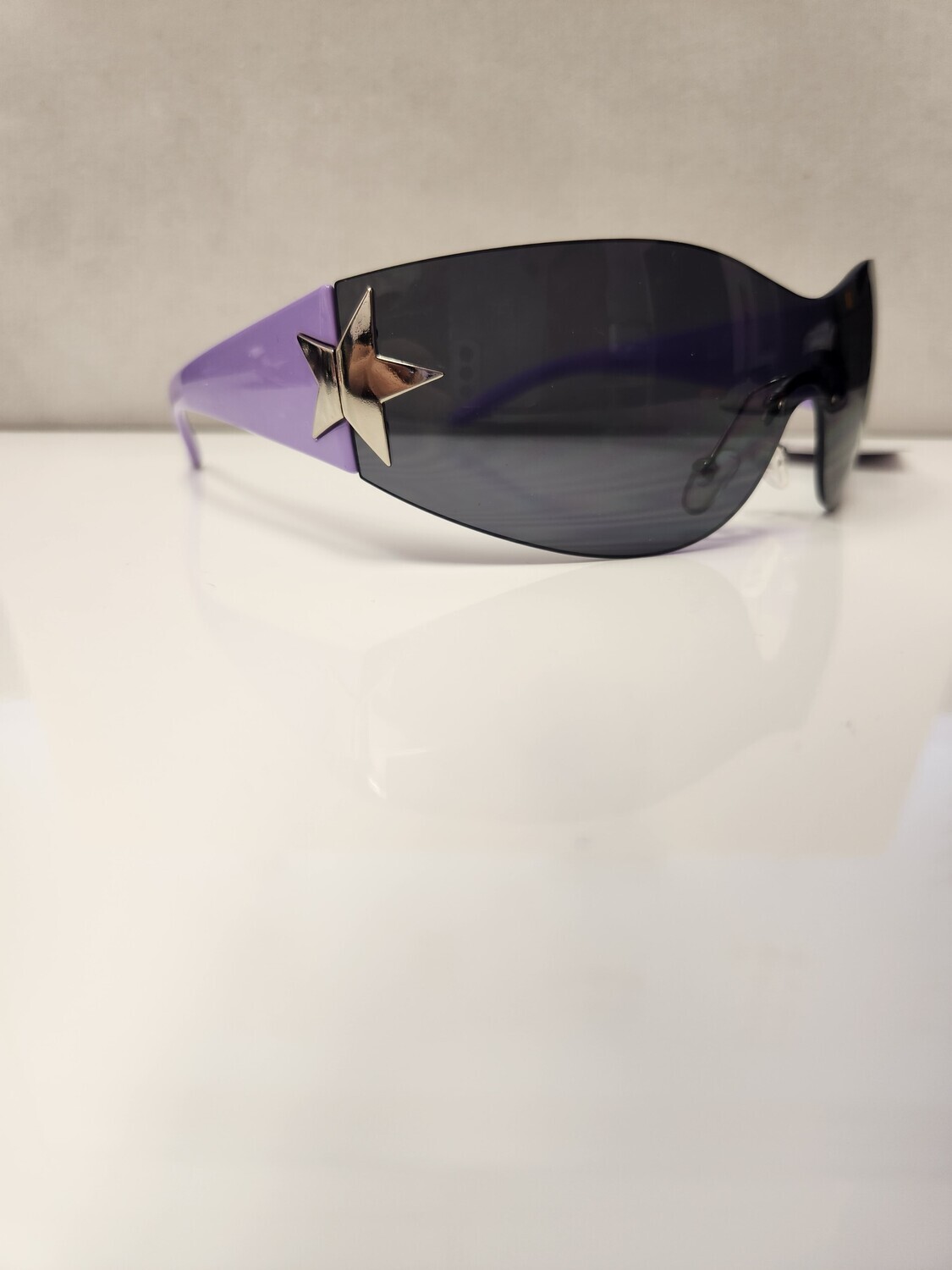 96477   Sports Star Shield Sunglasses, Color: Purple/Smoke