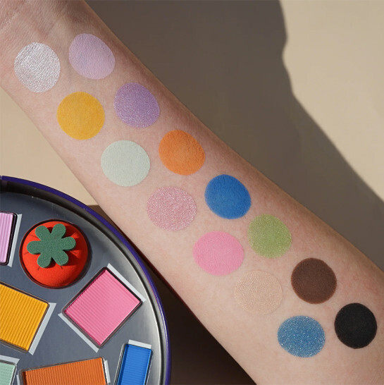 E14-148-1 Kara Beauty Cookie Tin Creative Beauty Palette