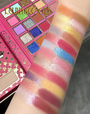 KEVIN &amp; COCO 60 Color Purple City Catwoman Eyeshadow Palette