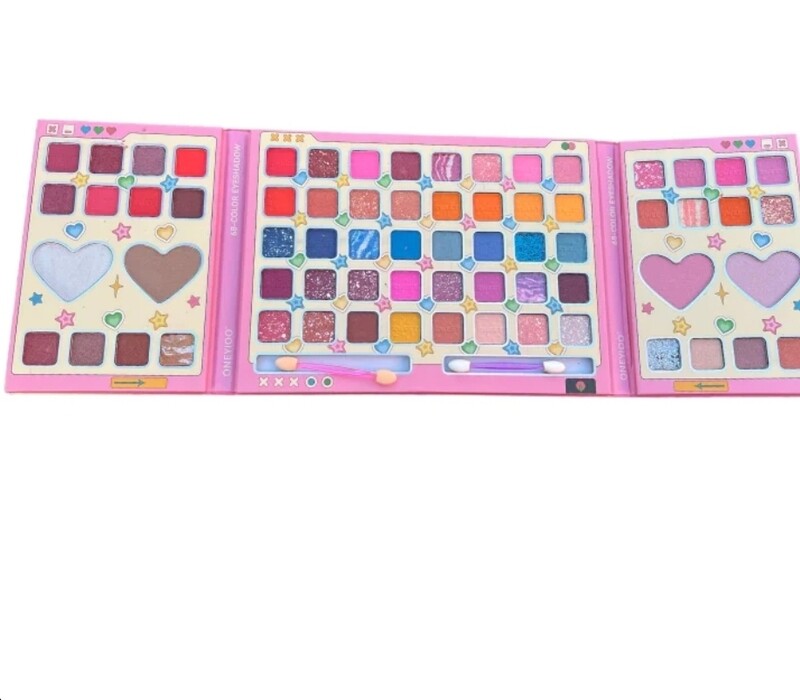ONEYIOO Anime Eyeshadow Palette