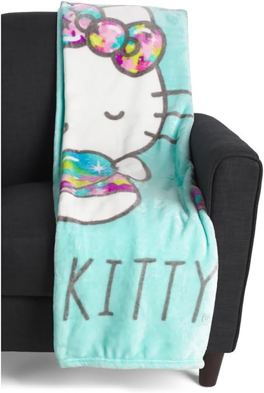 Hello Kitty Dream and Sparkle Cloud Throw 60x70in