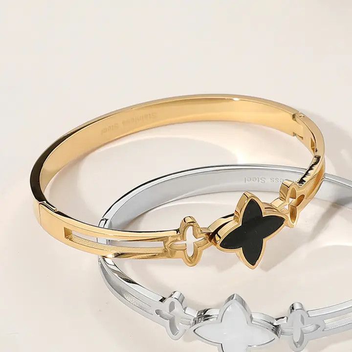 Stainless Steel Clover Pointed Hinged Bangle Bracelet , Color: Gold, Style: Black