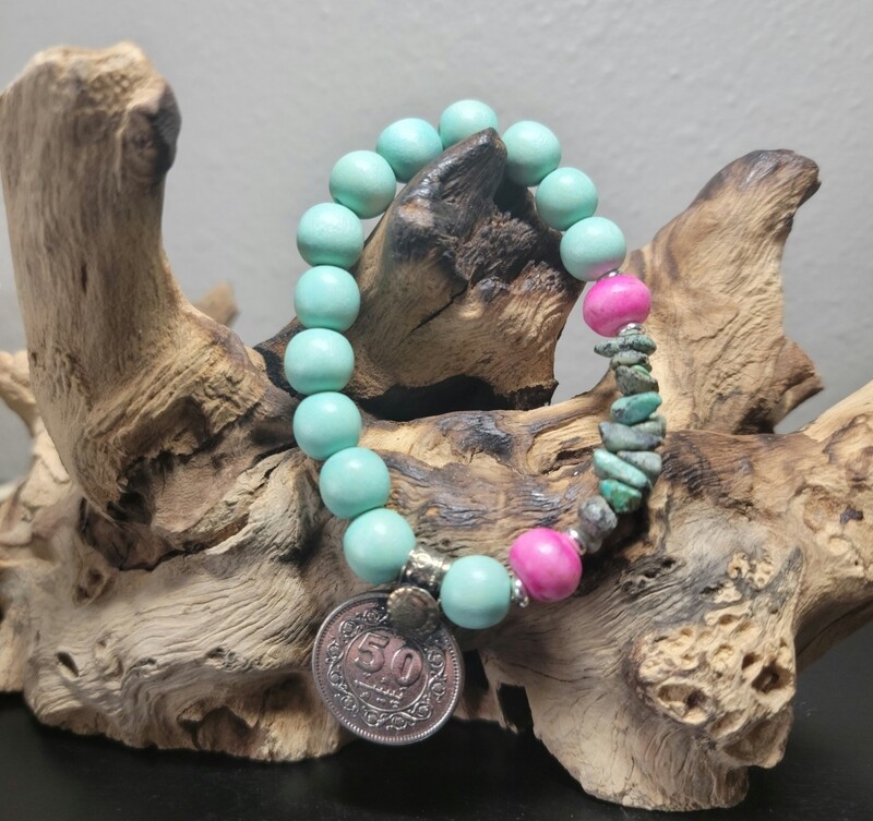 Turquoise stained wooden beads with Turquoise chips & pink mala beads