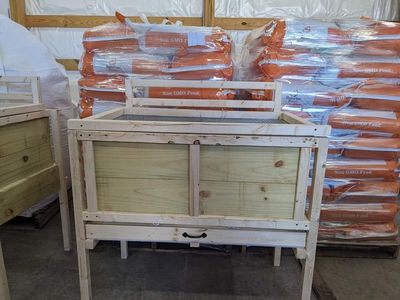 Chick Brooder 3 ft PREORDER Chick Brooder 3 ft PREORDER