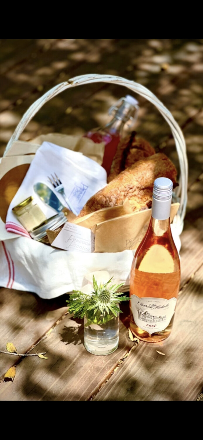 EVENT: BASKET FOR FOUR
