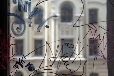 Clear Anti Graffiti Window Film