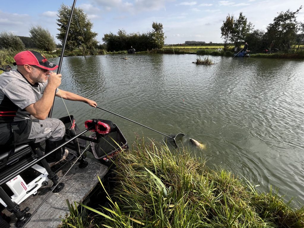 Supreme STX Match Carp 9006 - TRABUCCO