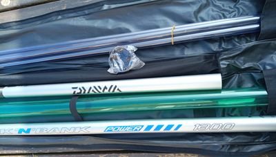 POWER CARP 1300 PACK - DAIWA