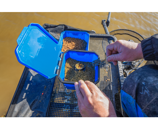 3 PINT FLIP LID BAIT TUB - PRESTON