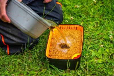 5 pint Bait Strainer - GURU