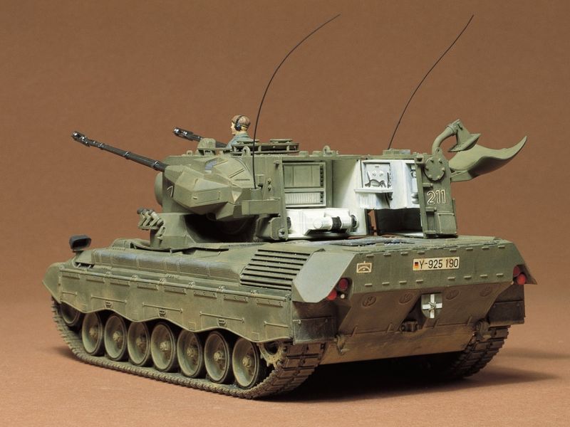1/35 WEST GERMAN FLAKPANZER GEPARD - TAMIYA