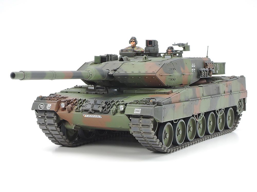 1/35 LEOPARD 2 A6 MAIN BATTLE TANK - TAMIYA