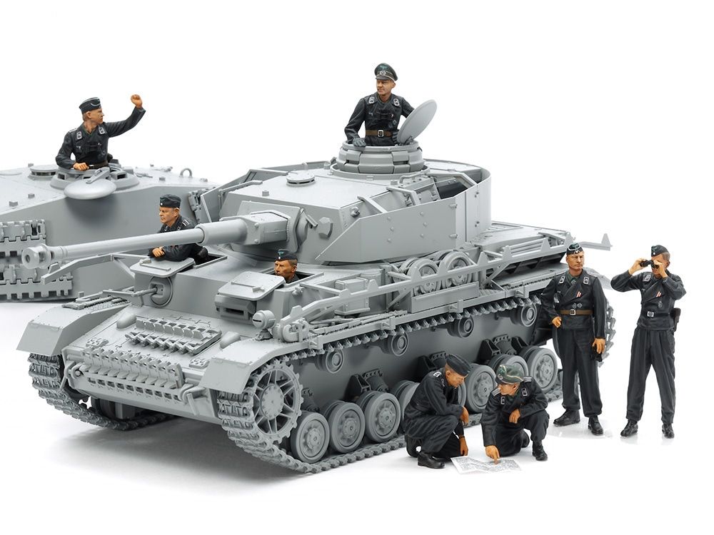 1/35 WEHRMACHT TANK CREW SET - TAMIYA