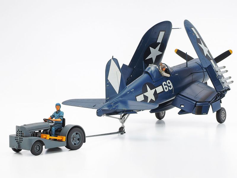 1/48 SCALE VOUGHT F4U-1D CORSAIR® W/"MOTO-TUG" - TAMIYA