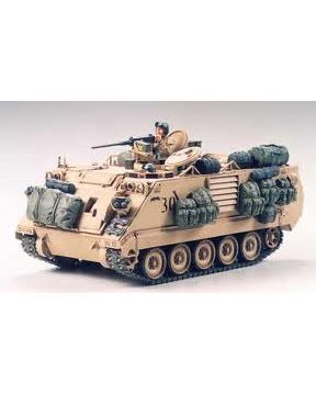 Tamiya US M113A2 Armored Personnel Carrier Desert Version 1:35