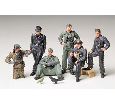 Tamiya German Tank Crew at Rest 1 :35