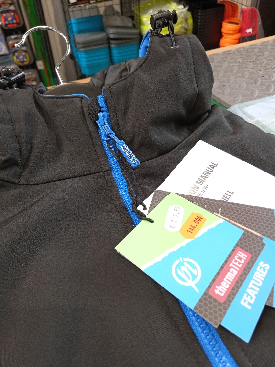 Thermatech heated softshell maat medium