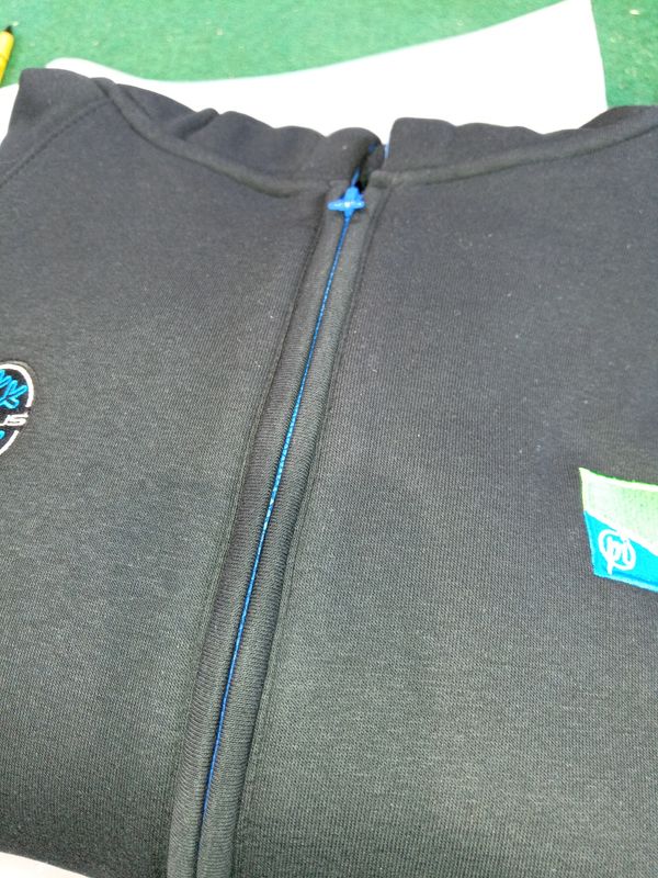 Celcius zip hoodie maat small - PRESTON