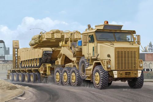 Hobby Boss  M1070 Truck Tractor and M1000 HET Semi-trailer 1/35