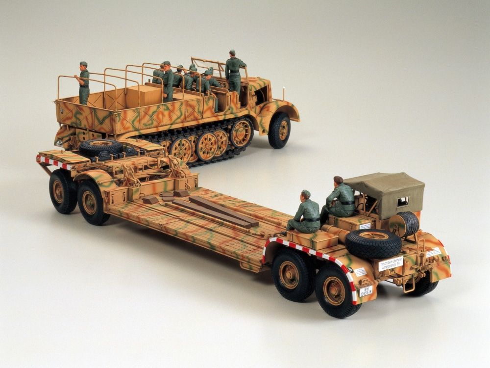 1/35 GERMAN 18 TON HEAVY HALF-TRACK "FAMO" and TANK TRANSPORTER Sd.Ah.116