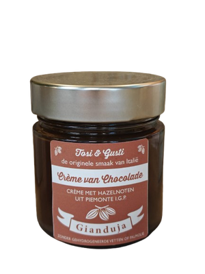 Crème van chocolade Gianduia met hazelnoten