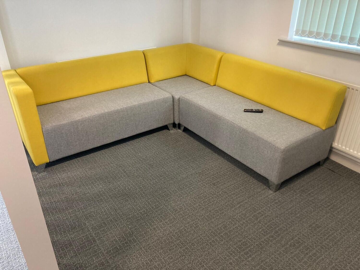 Corner Sofa grey Yellow