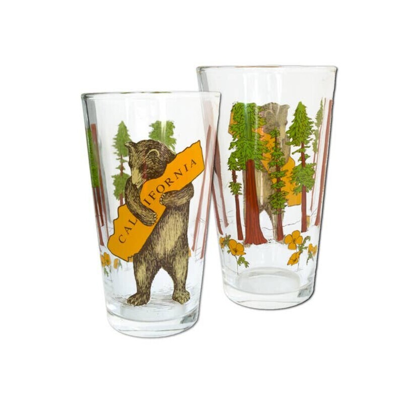 CA BEAR HUG PINT GLASS