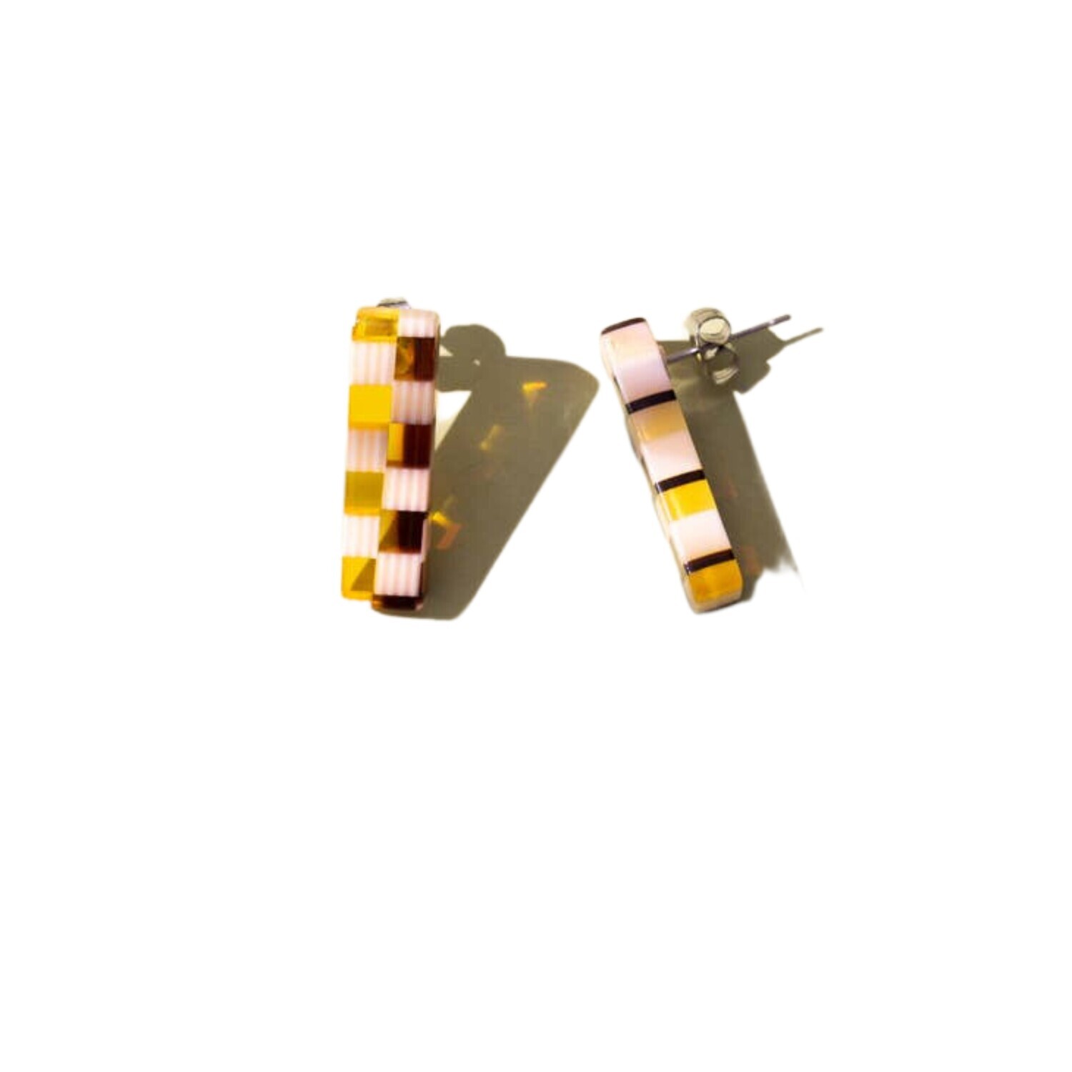 IVY CHECKERED STUD EARRINGS