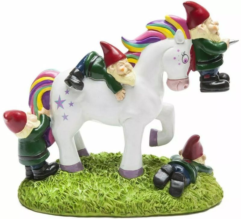 BIG MOUTH UNICORN ATTACK GNOME