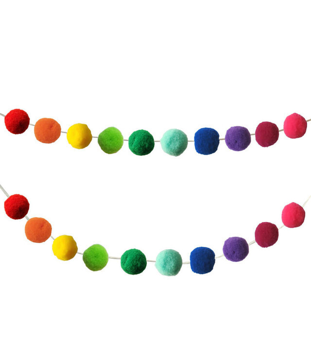RAINBOW POM POM GARLAND