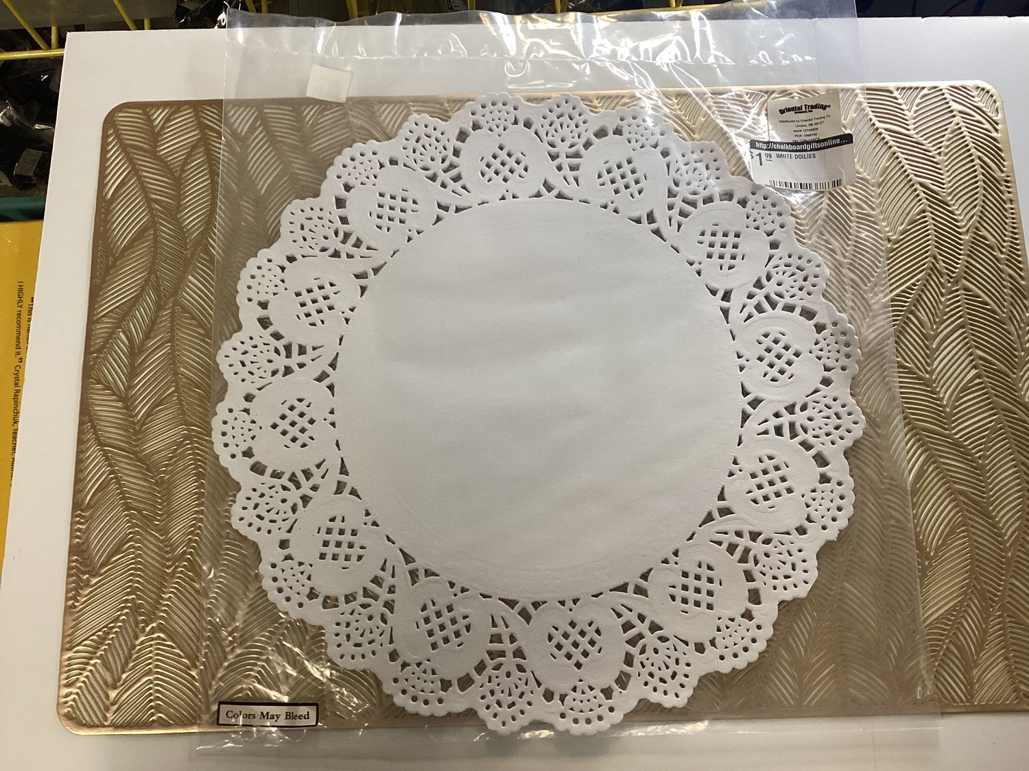 WHITE DOILIES
