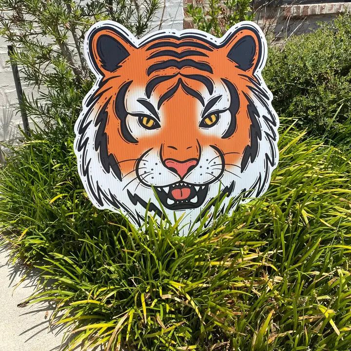 ORANGE TIGER  YARD SIGN