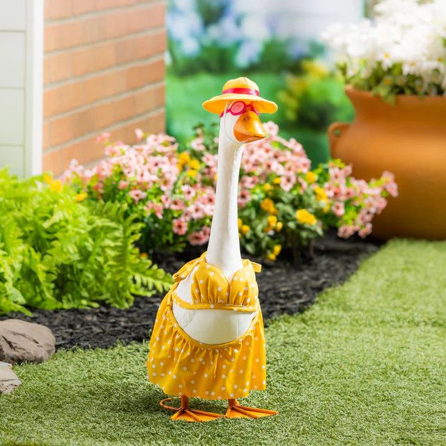 Giddy the Goose Outfit, Swimwear