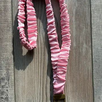 PINK SILK SCRUNCHIE LANYARD