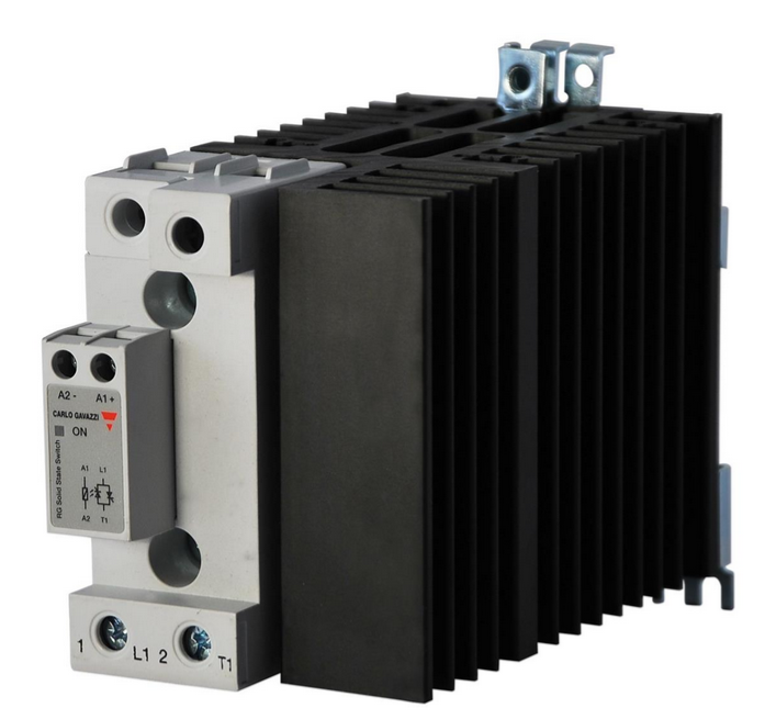 RGC1A60D60KGU, Carlo Gavazzi, Relevador estado solido, monofasico 4-32 vdc, control, 60amp 600v salida,  con disipador