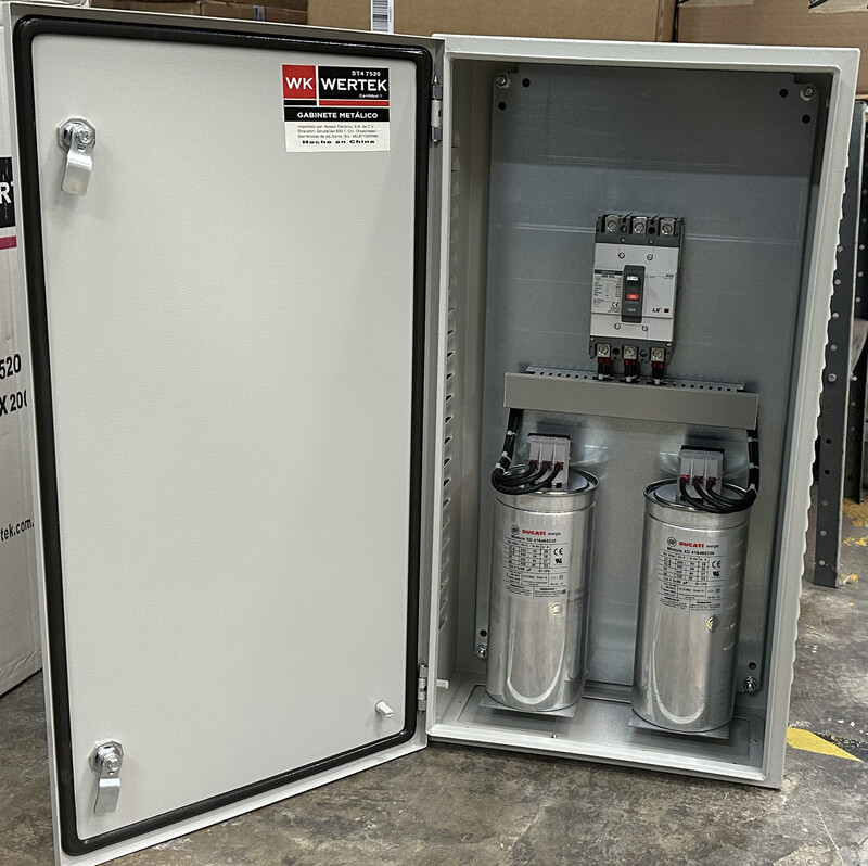 BANCO DE CAPACITORES FIJO DE 50 KVAR EN 480V CON TERMOMAGNETICO LS DE 100 AMP