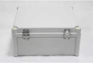 TJ-AGH-2828-2, Wertek-Boxes, Caja plastica, tapa opaca de 28x28x18cm c/ bisagras  inox.