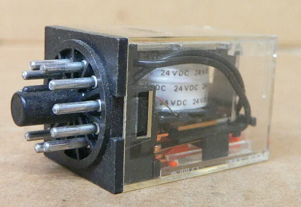 MK3P5-1-24VAC-L, Wertek, Rele de 11 p, 3p,2t, 10a, c/led, bob.  24vac (60.13.8.024.0054)