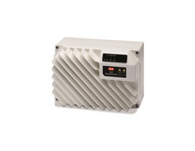 131X0525, Danfoss VLT, Vlt descentral drive fcd 302 para 3hp (2.2kw), 380-500v 3f, ip66 sin panel, sin chopper