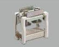 N01070, Wertek-Busbar, Abrazadera para barra flexible a busbar de 30x5, 30x10, y 1t,2t, 3t, espacio de 68x28mm, 1600-2000a