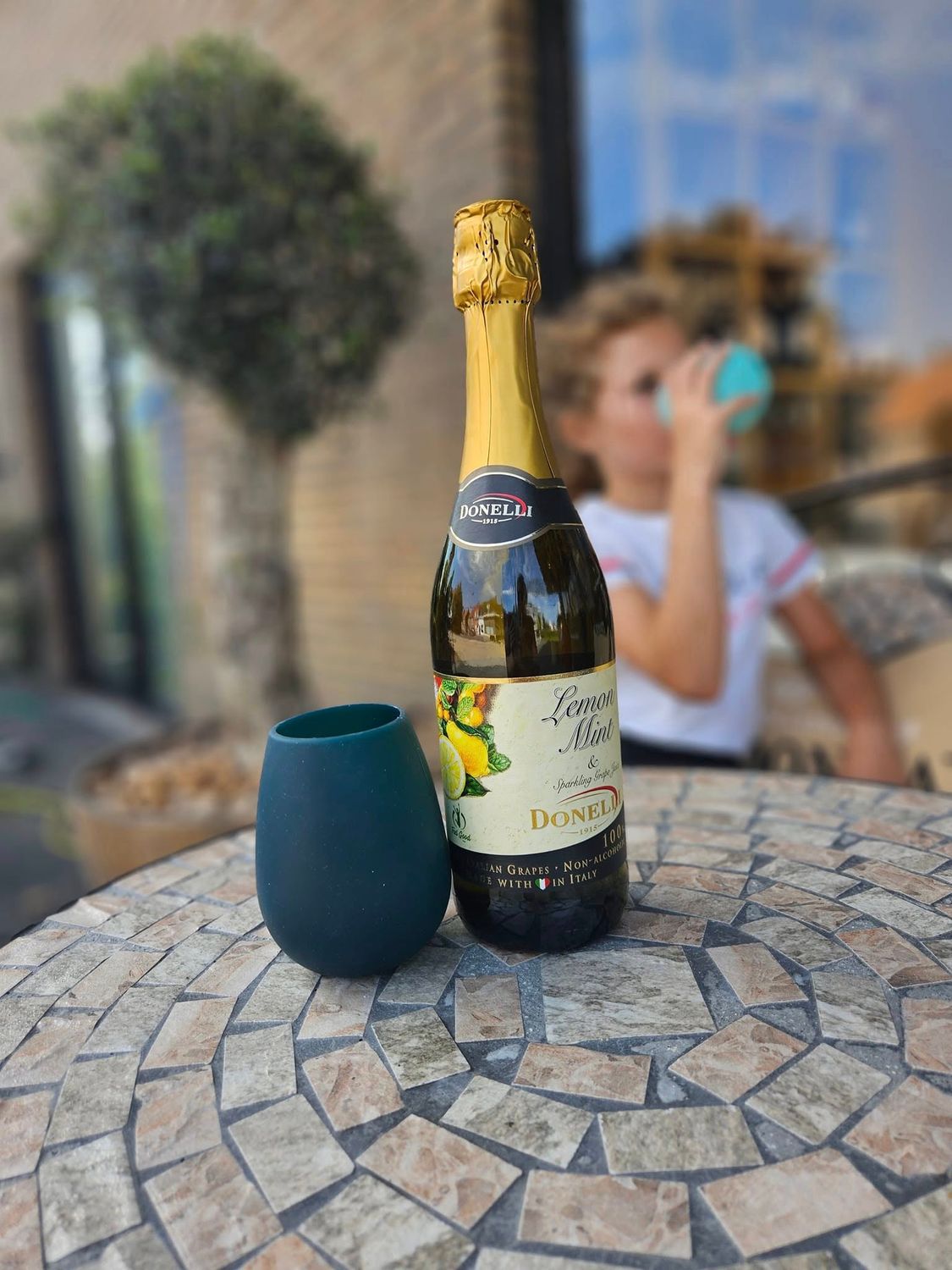 Donelli Lemon Mint &amp; sparkling grape juice