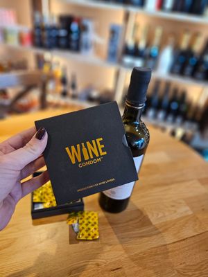 Wine Condom