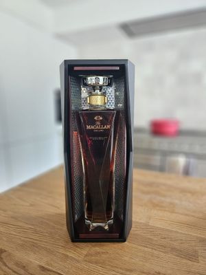The Macallan Oscuro