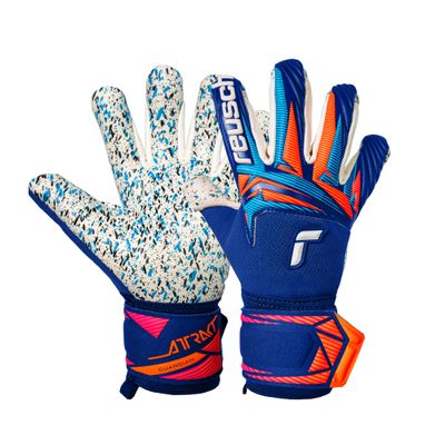 Junior Goalkeeper Gloves / Reusch Goalkeeper Gloves UK