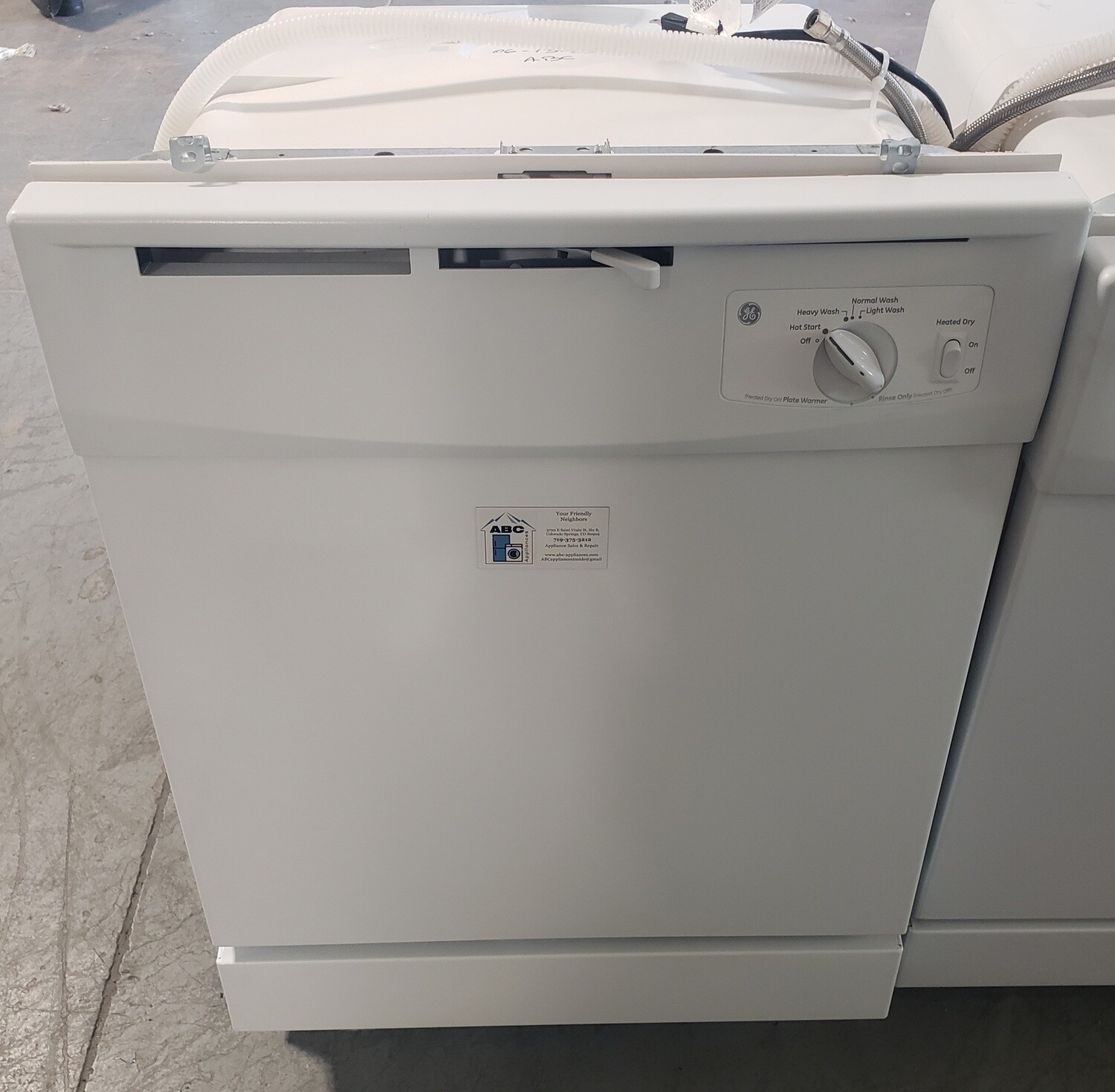 GE White BuiltIn Electric Dishwasher